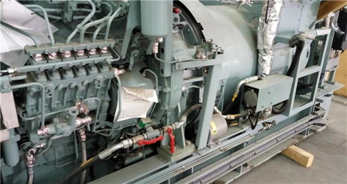 三菱S6R柴油發動機燃油噴油管、燃油溢流管的拆卸檢測