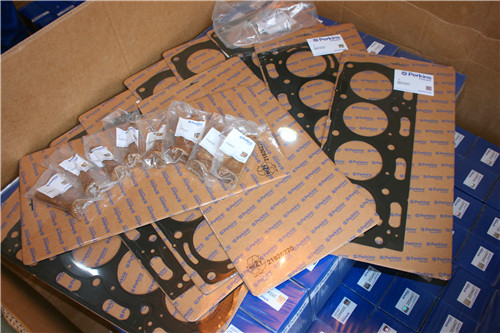 四缸珀金斯發(fā)動機(jī)原廠啟動馬達(dá)要多小錢？