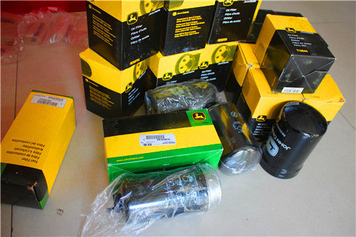 約翰迪爾4045發(fā)動機(jī)配件：選擇與維護(hù)